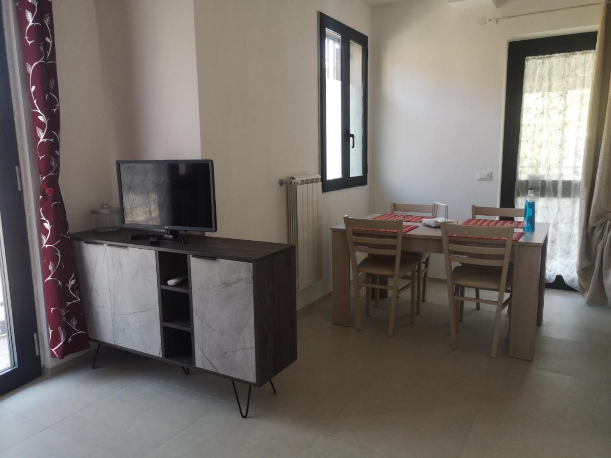 דירות ארצו A Casa Di Amici מראה חיצוני תמונה