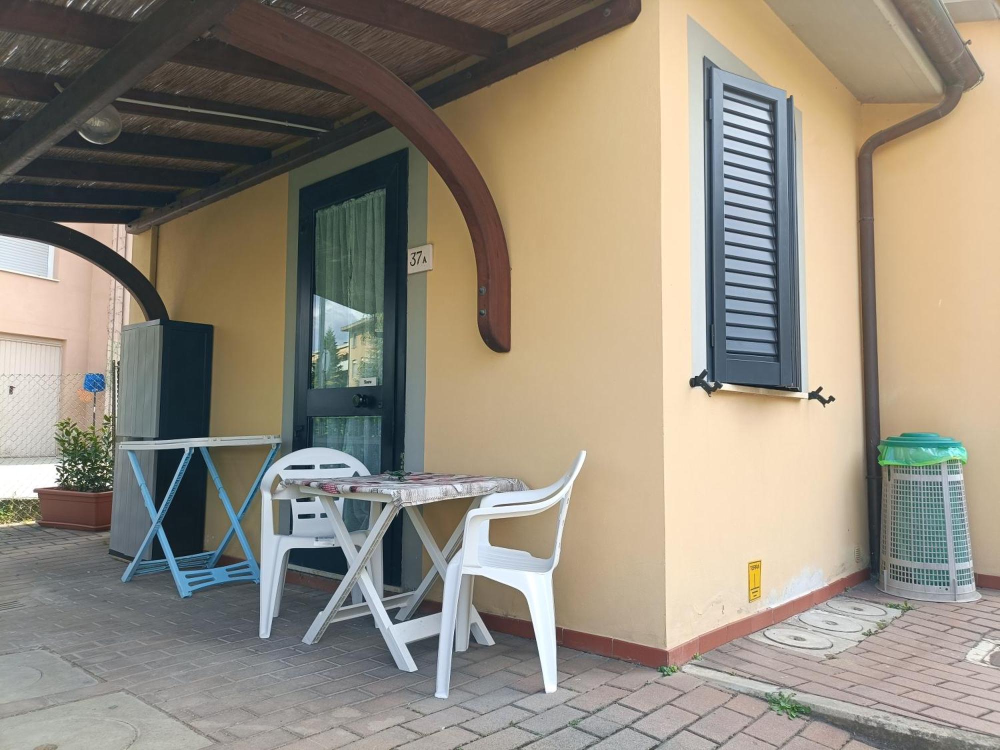 דירות ארצו A Casa Di Amici מראה חיצוני תמונה
